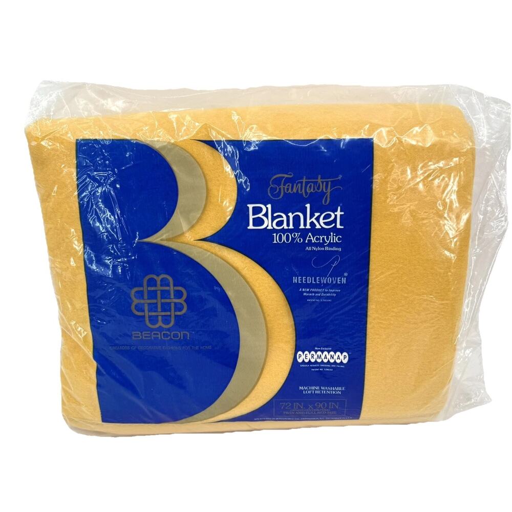 VTG Beacon Fantasy 72" x 90" Acrylic Needle Woven Blanket NEW Nylon Trim Mustard